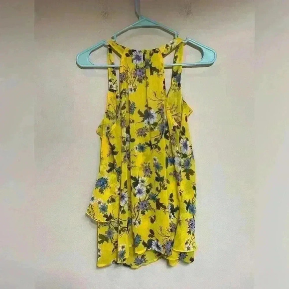 Kut from the Kloth Yellow Floral Blouse size Medium - Picture 3 of 4